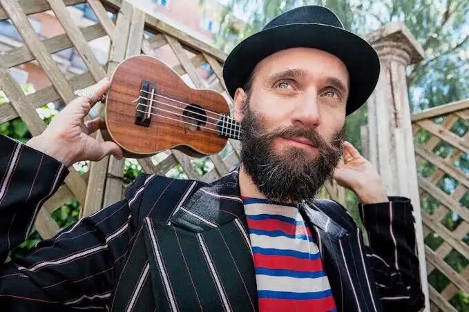 Reggae Circus · Adriano Bono